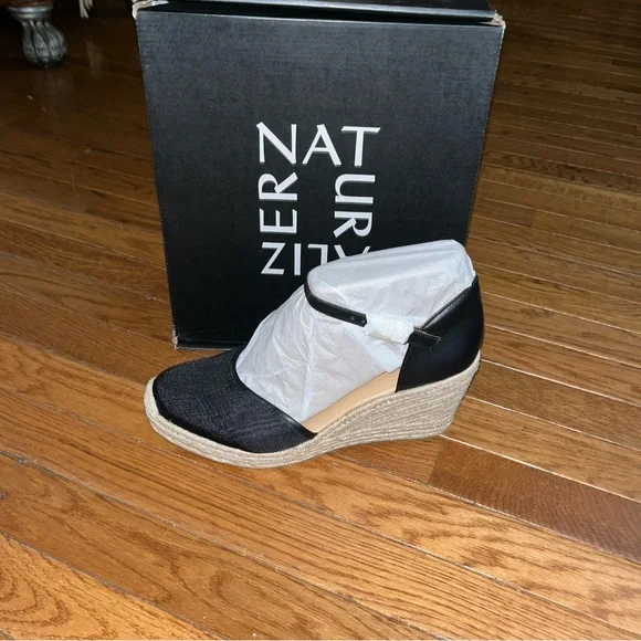 Naturalizer Black Leather Bianca Woven Wedge Sandals Women’s Size 11 - Picture 2 of 9